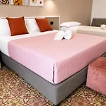 فندق مبيت وإفطار Dana كاستيلاّماري ديل غو